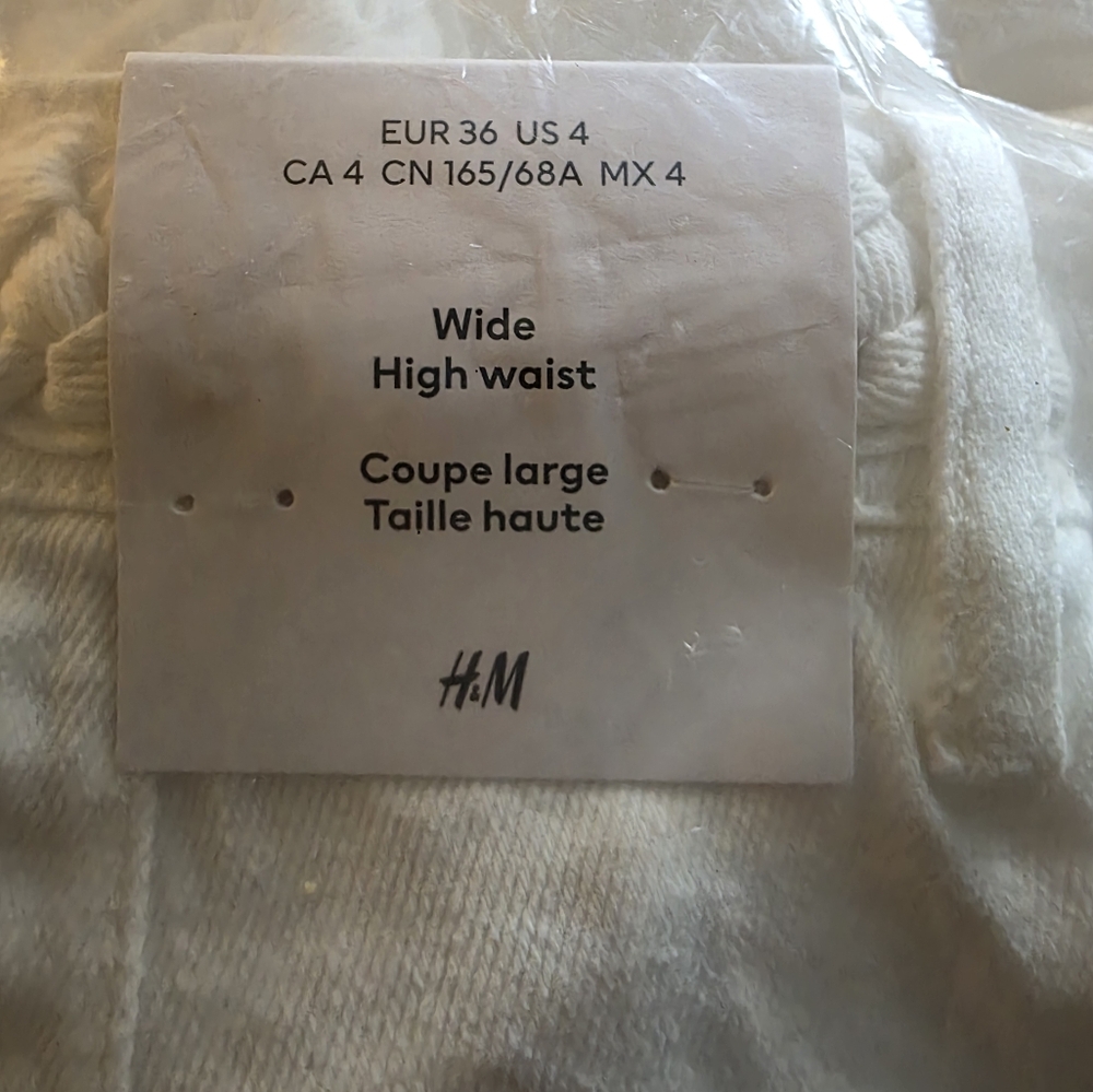 H&M SEALED! NWT! Wide High Jeans #1261751 in White. Sz 4. R2S!! - Picture 9 of 11